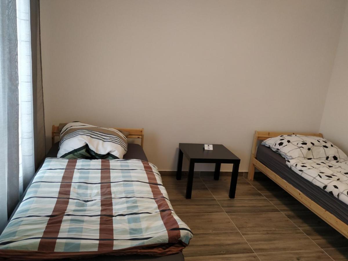 Appartamento Mehrfamilien Haus Schkeuditz Esterno foto