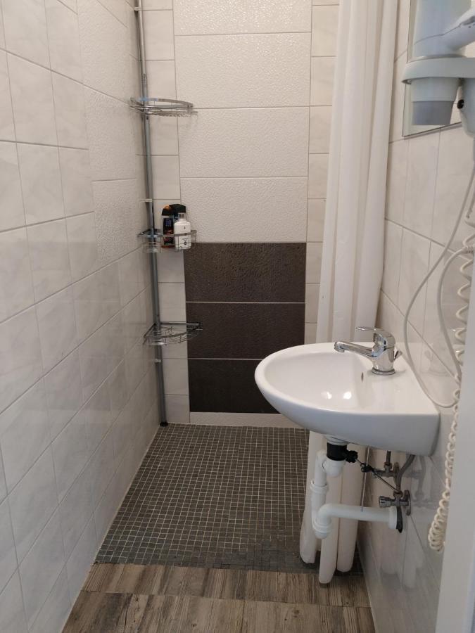 Appartamento Mehrfamilien Haus Schkeuditz Esterno foto