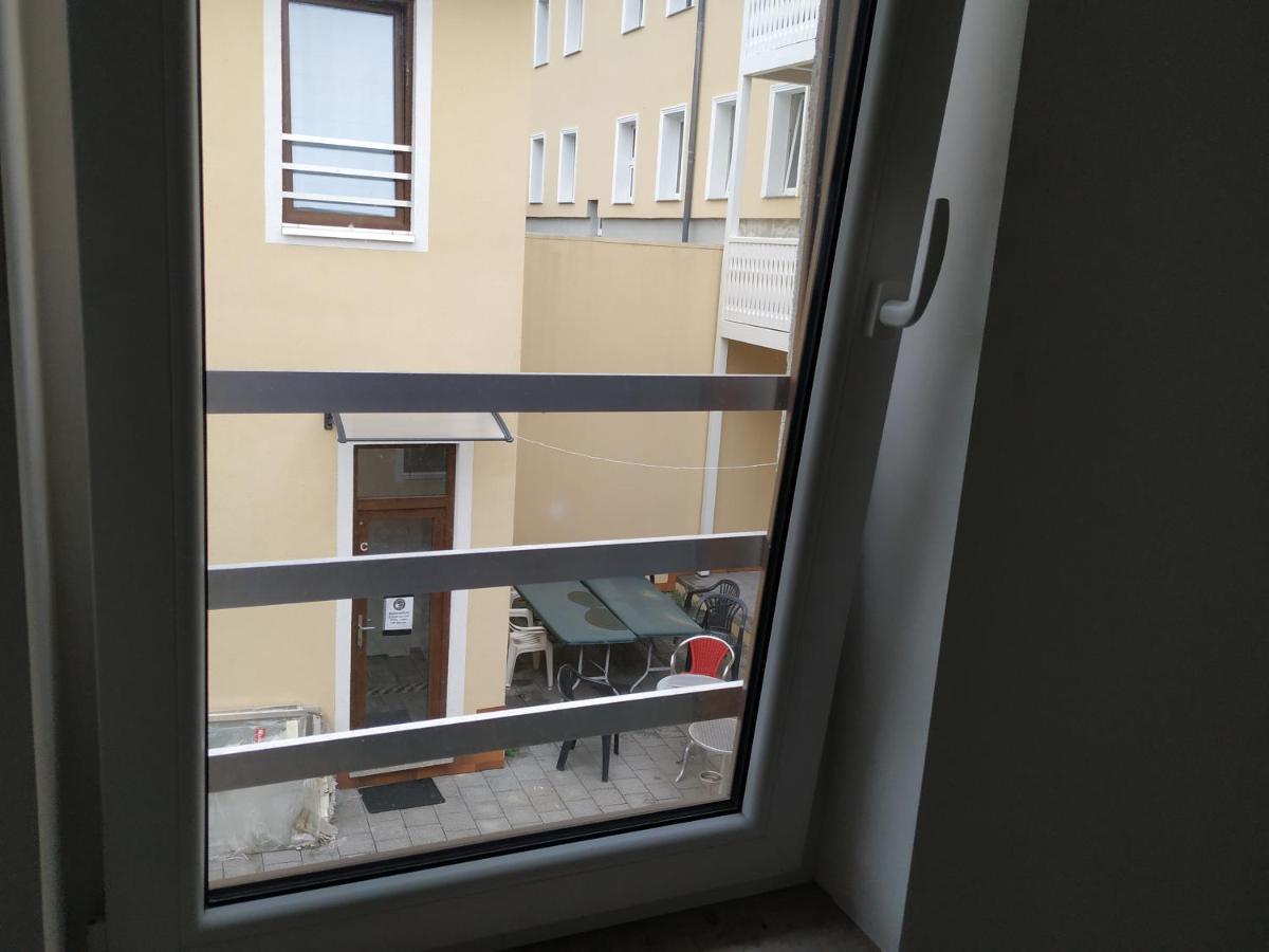 Appartamento Mehrfamilien Haus Schkeuditz Esterno foto